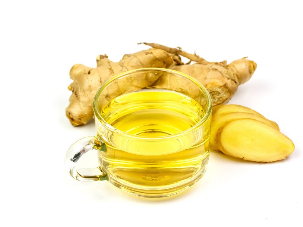 Gyömbér gyökér és gyömbér tea